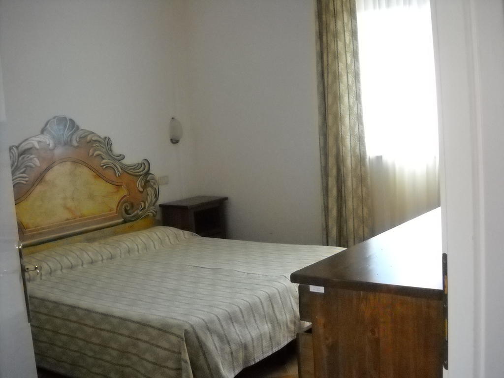 Le Tamerici Hostal Principina Terra Habitación foto