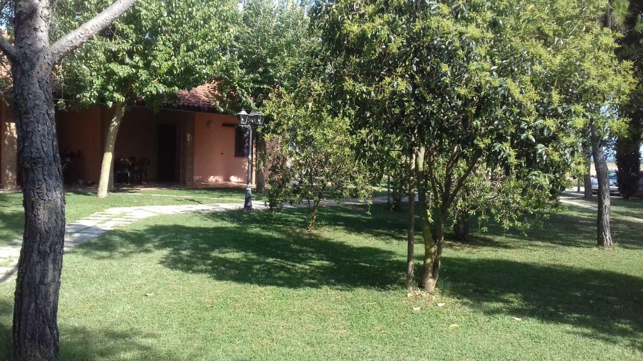 Le Tamerici Hostal Principina Terra Exterior foto