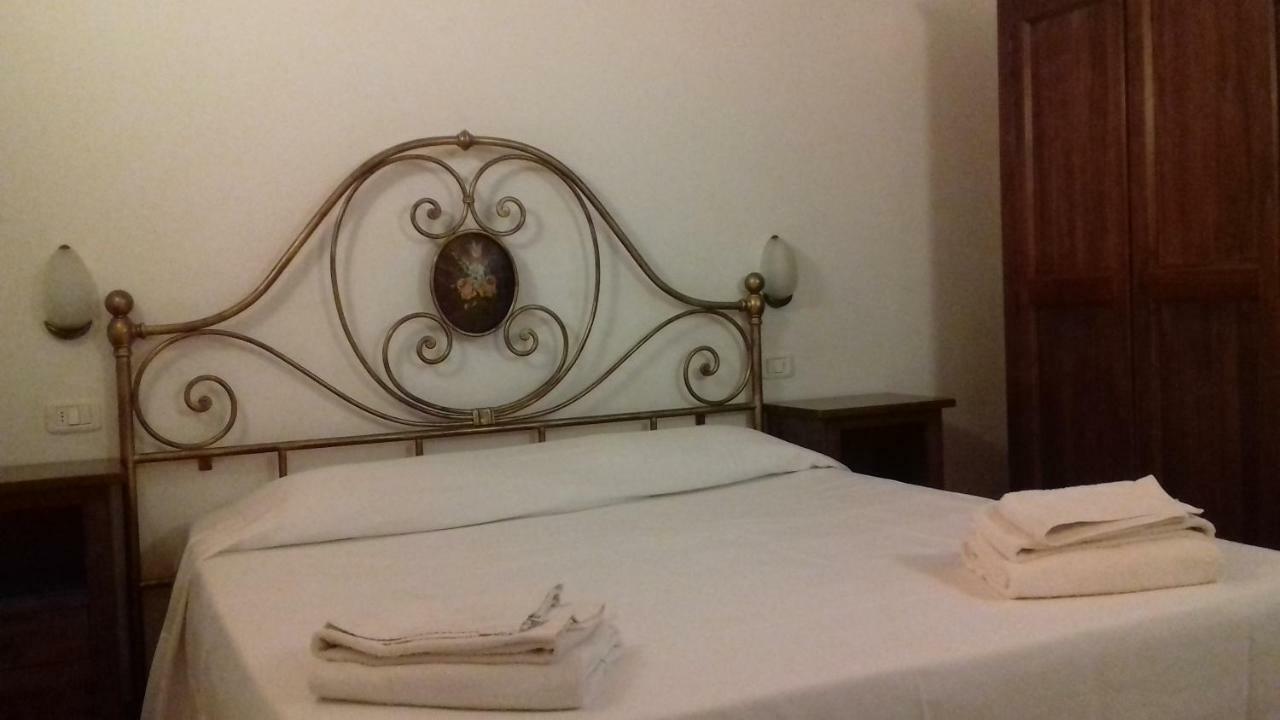 Le Tamerici Hostal Principina Terra Exterior foto