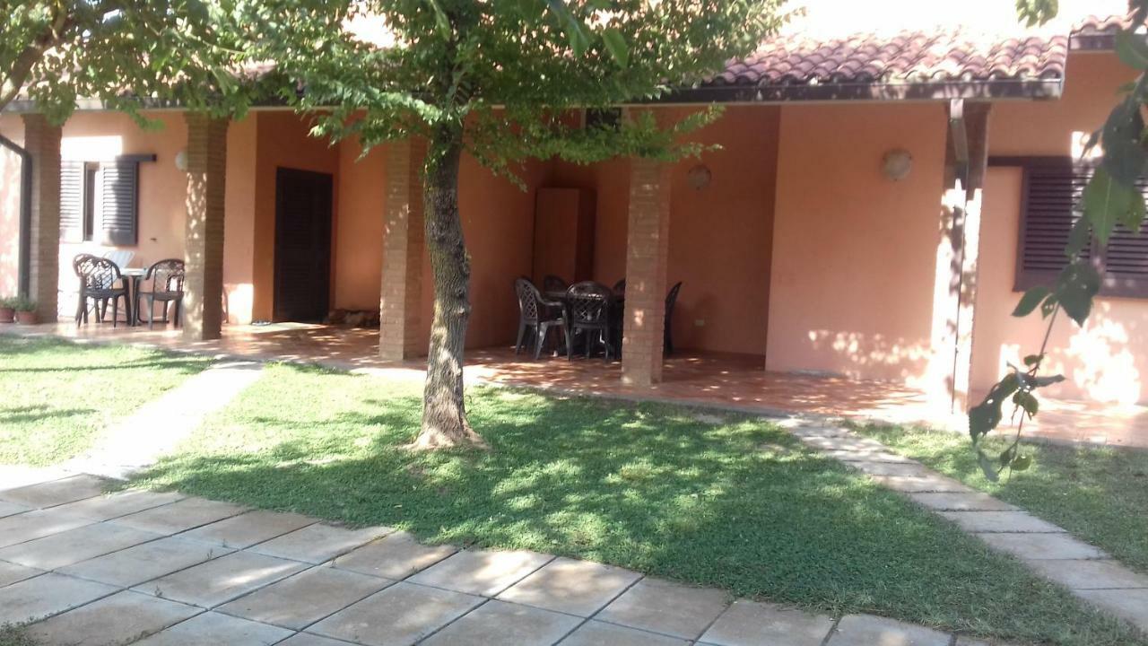 Le Tamerici Hostal Principina Terra Exterior foto
